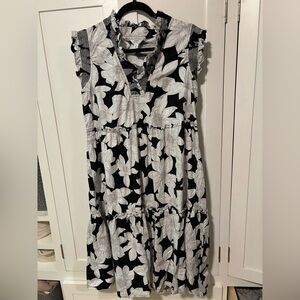 Crown & Ivy Black and White Floral Short-Midi Length Dress